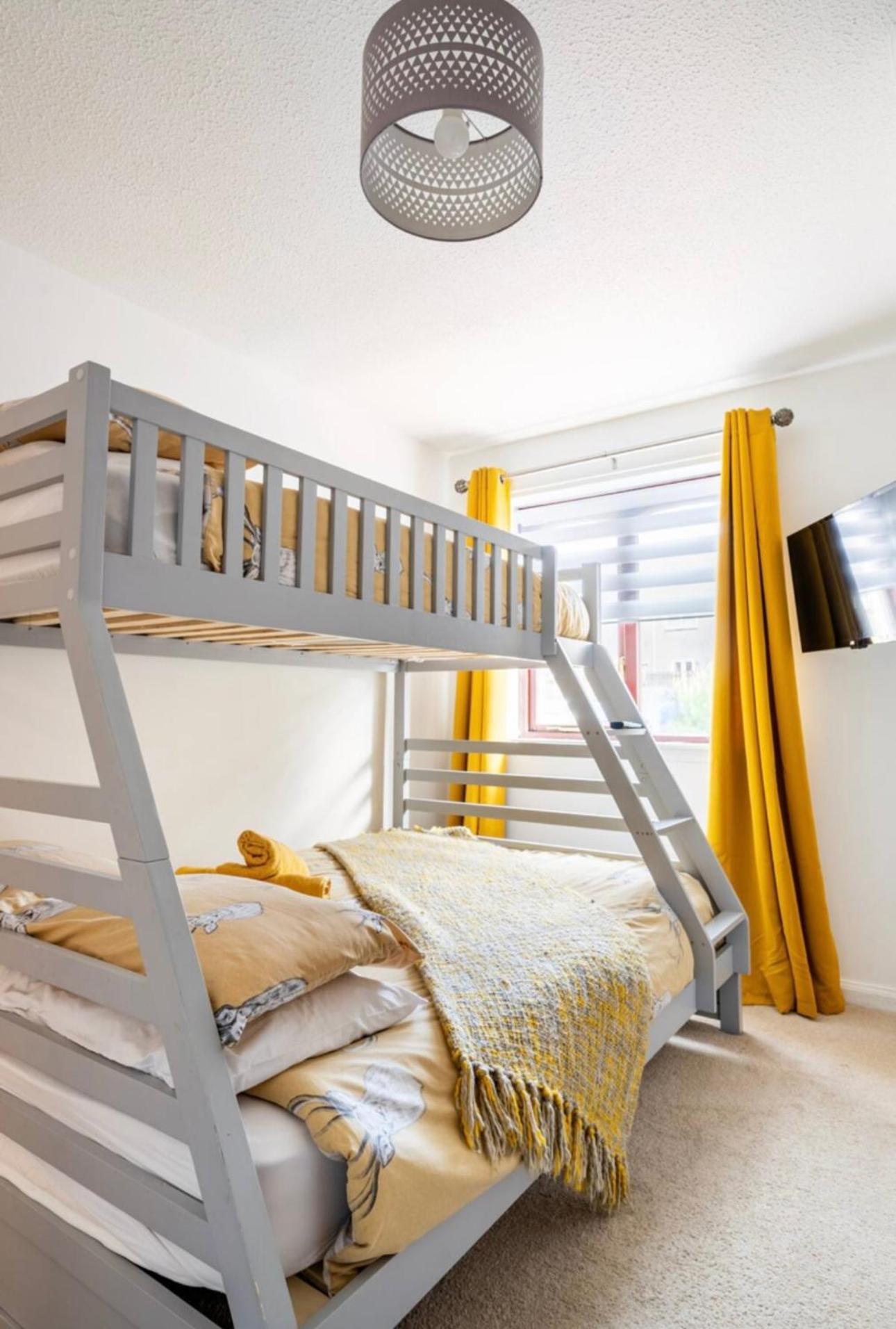 Ochil View Holiday Let Tullibody Exterior photo